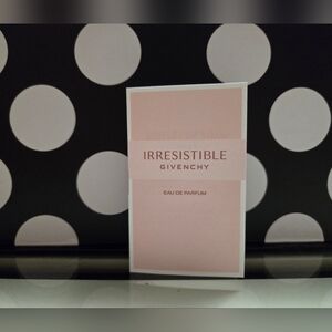 5/$25✨️Givenchy Irresistible EDP SAMPLE✨️